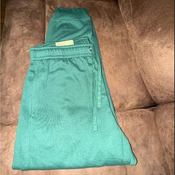 Men’s Green Jogger Pants - Picture 1 of 2